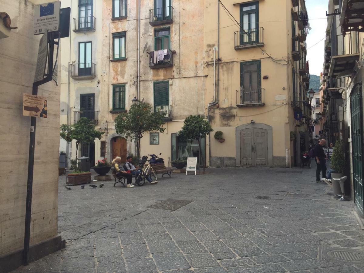 Dimora Dei Mercanti ซาแลร์โน ภายนอก รูปภาพ